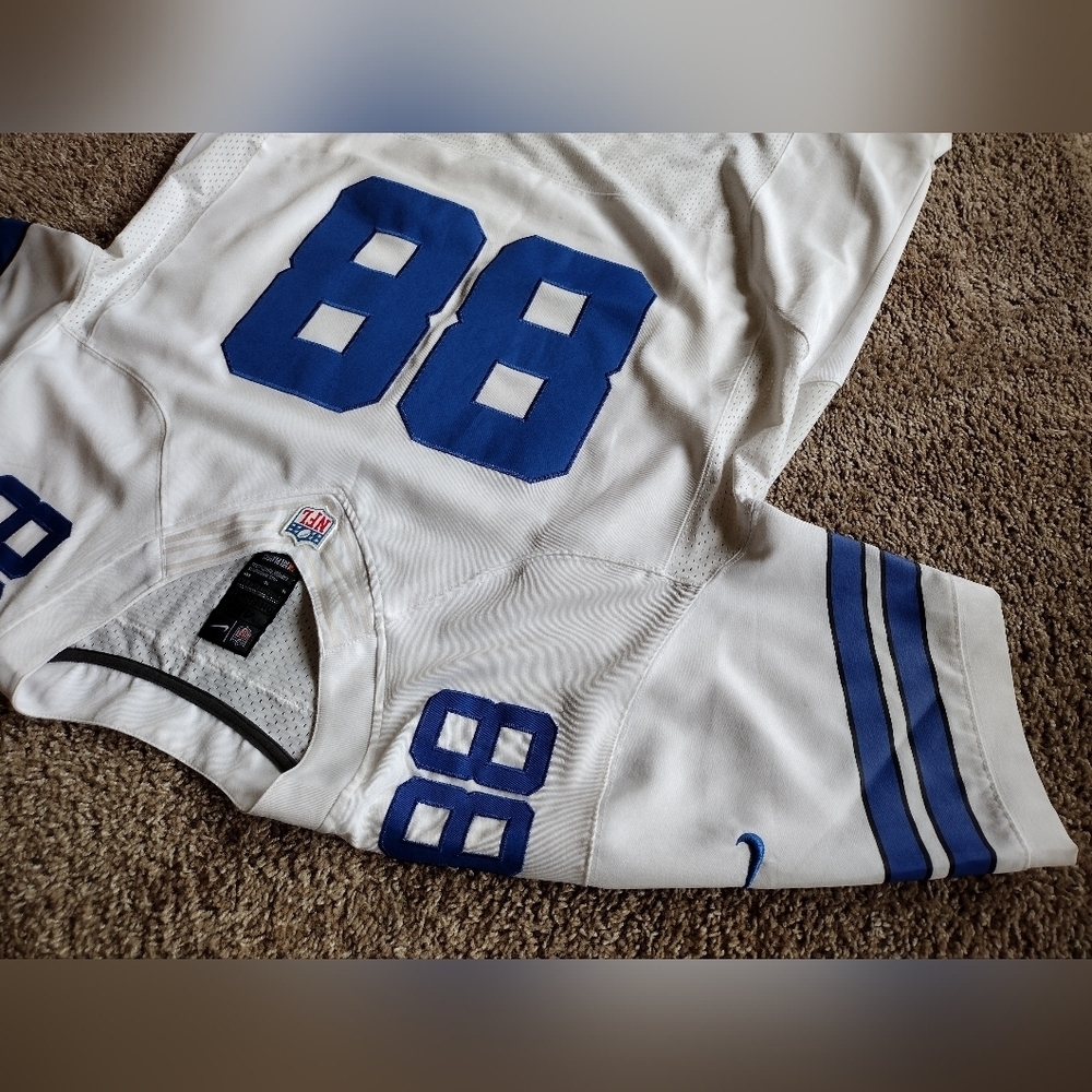 Nike On Field Dez Bryant Dallas Cowboys Pro-line NFL Jersey - Picture 5 of 12